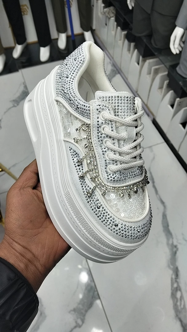 2025     女鞋   9980