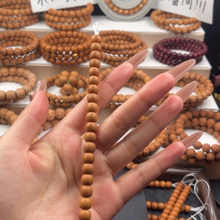 剑***.吊坠猴头核桃走色泛油小老型8➕