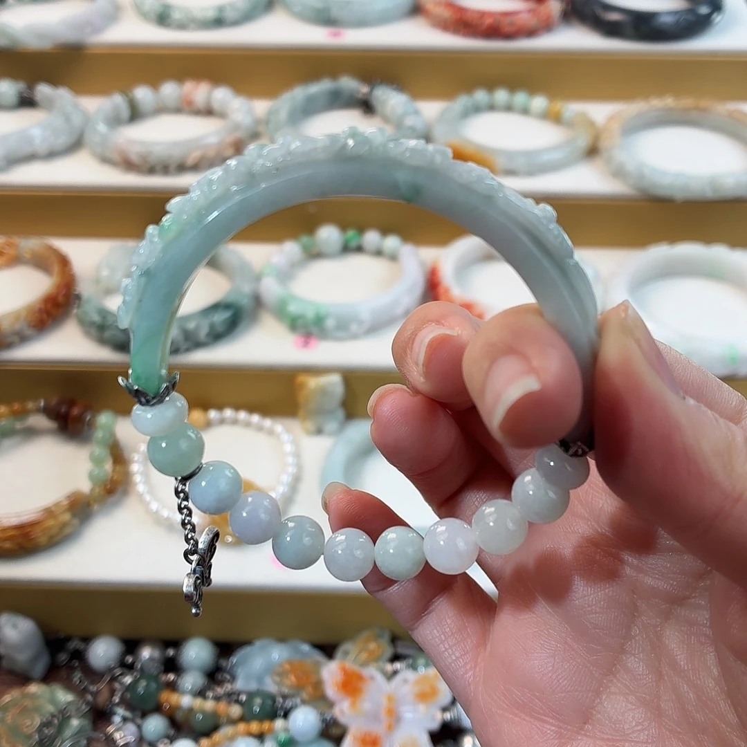 翡翠未镶嵌手镯翡翠小绿条大长腿