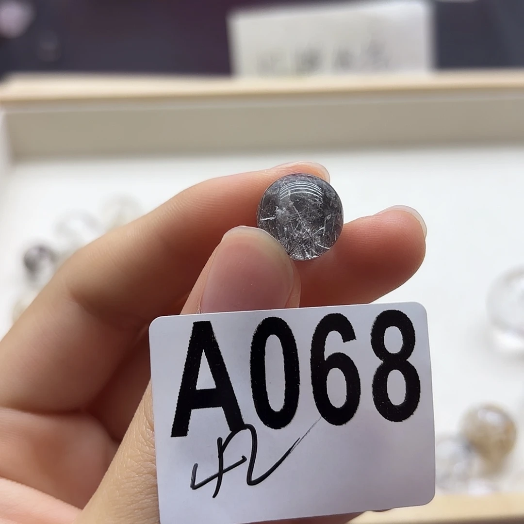 Y****水晶未镶嵌珠宝半成品68