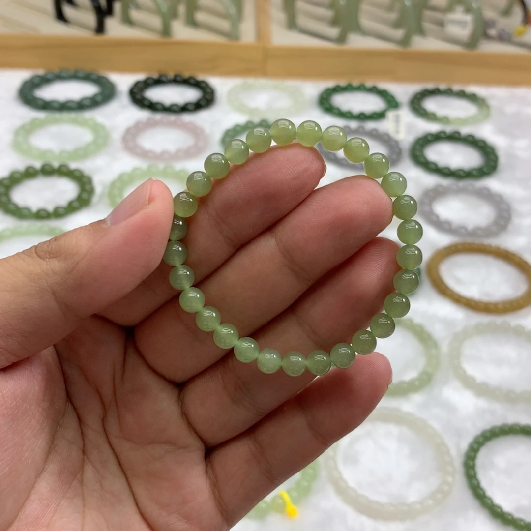 未镶嵌手串和田玉（冰晴绿5.8）