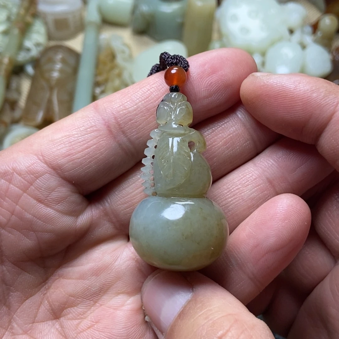 和田玉挂件未镶嵌