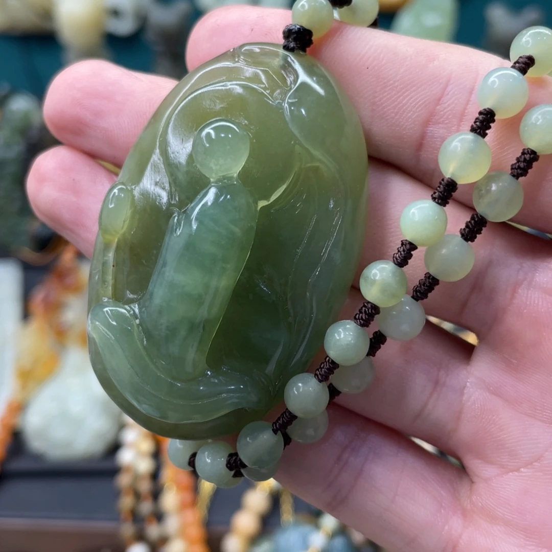 蛇纹石玉合金车挂今天