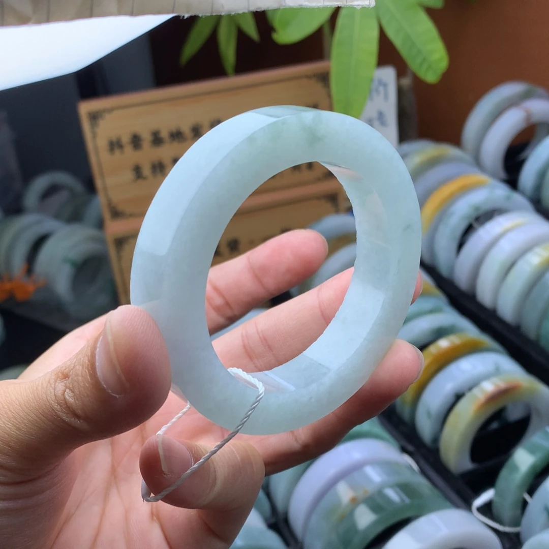 未镶嵌手镯定制翡翠定制手镯