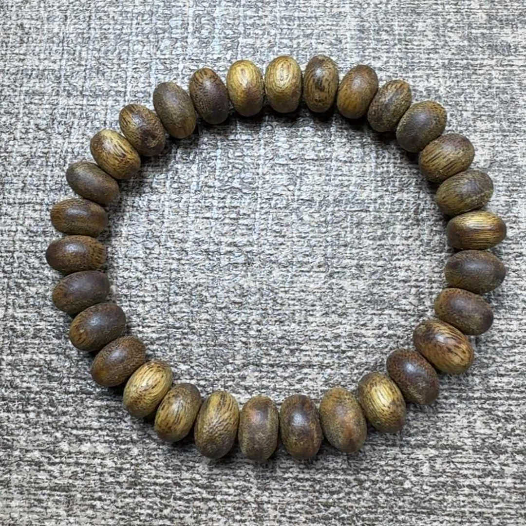 沉香沉香碎屑绿棋算盘珠0.8/6.6