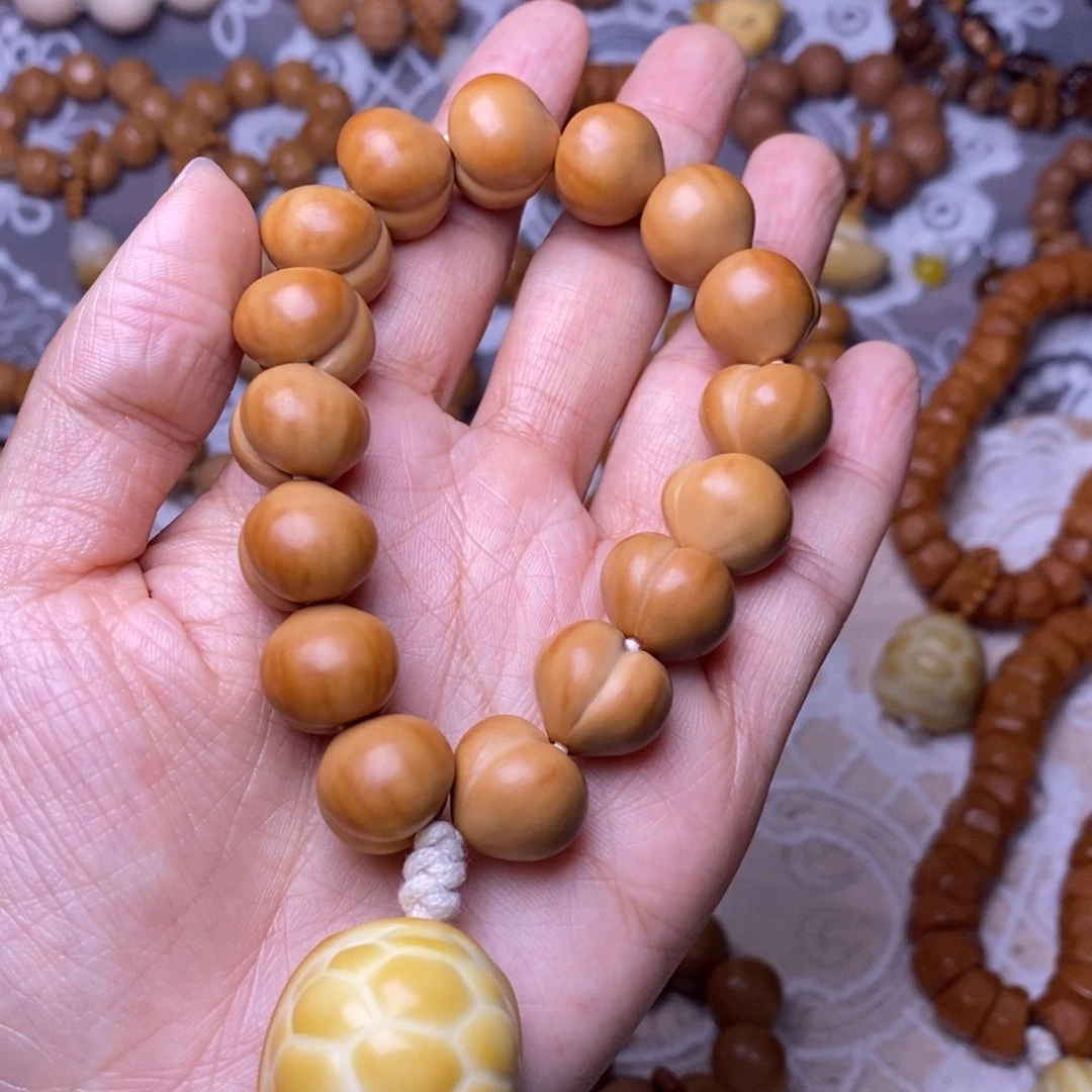 把件猴头核桃柯基屁桃龟甲