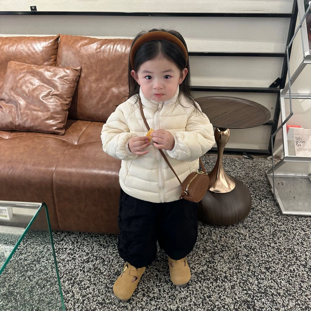 壹妈韩版童装女童秋冬新款套装洋气女宝米白色羽绒服外套黑色裤子