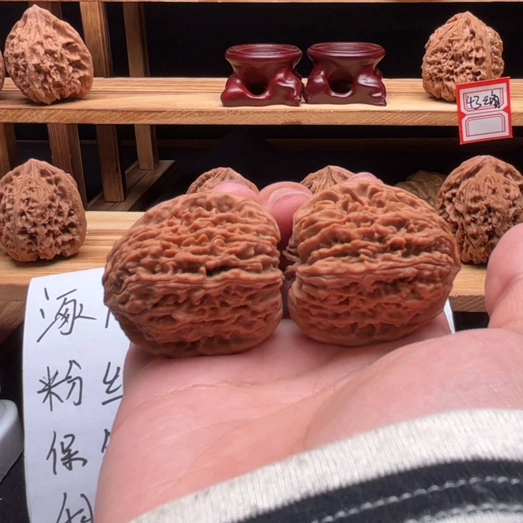 东***长吊坠文玩核桃南疆
