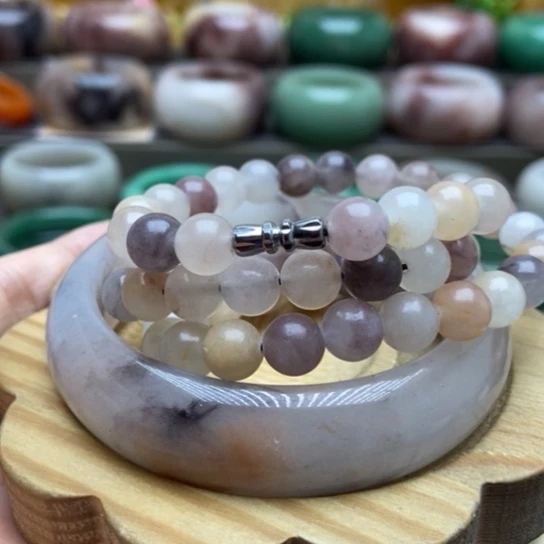 未镶嵌手镯石英质玉