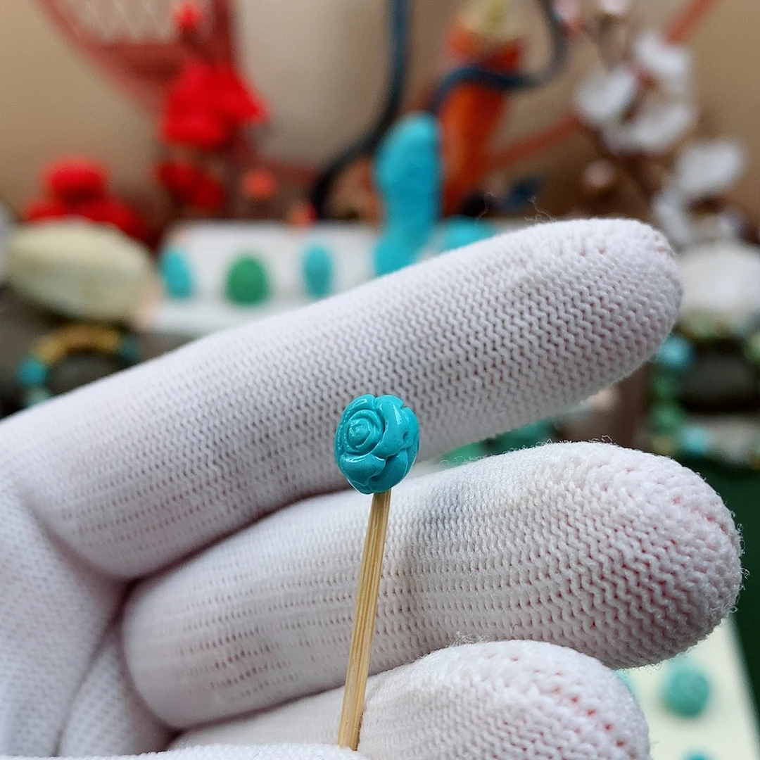 绿松石未镶嵌珠宝奇石