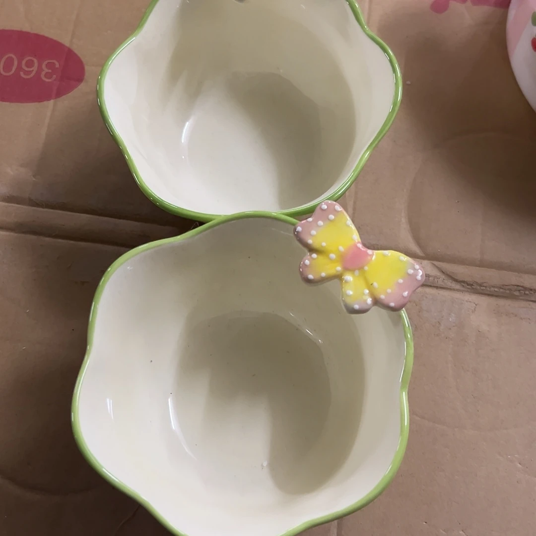 陶正品银杏叶碗两个