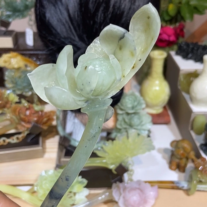 蛇纹石玉未镶嵌发饰