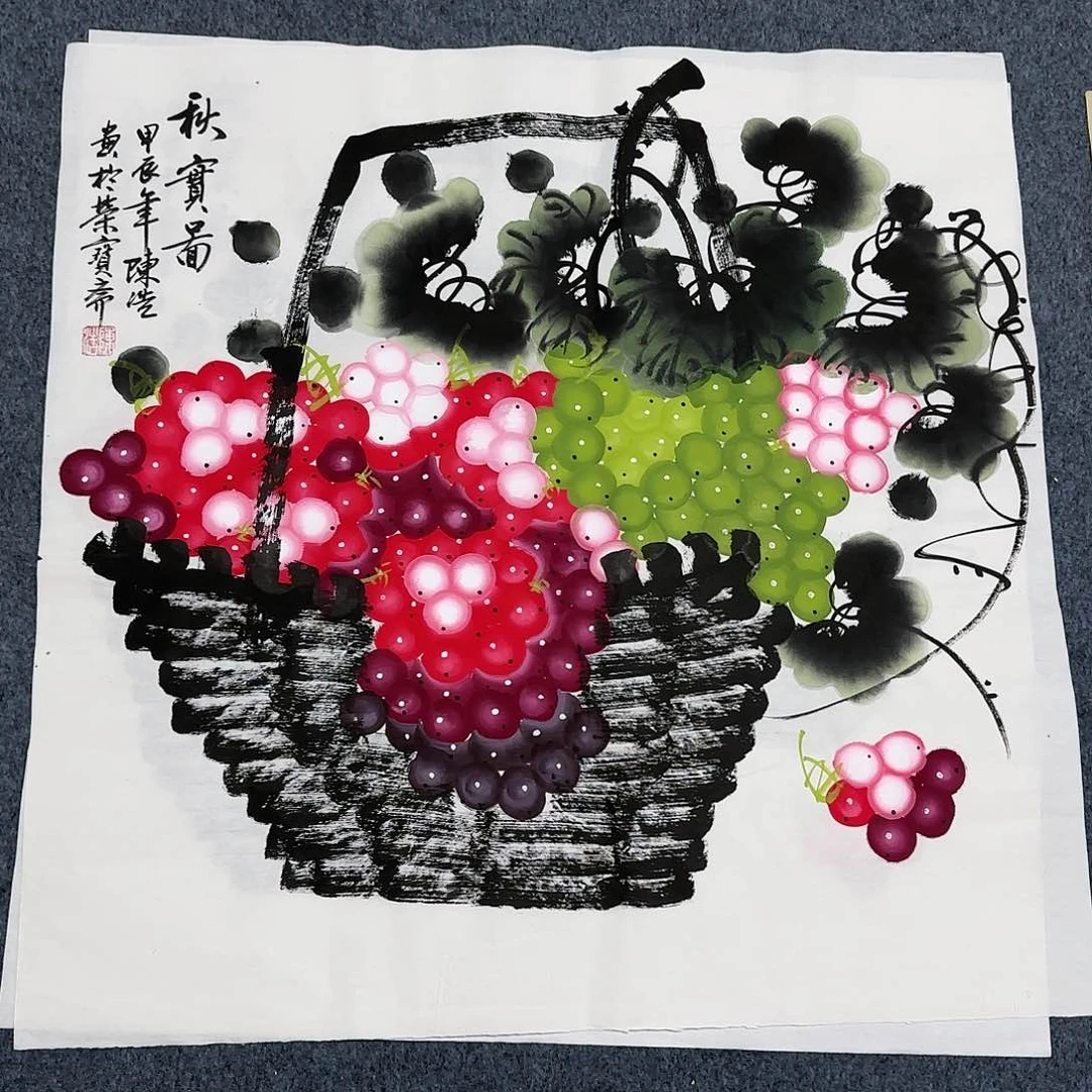 国画尺寸70X70手绘作品