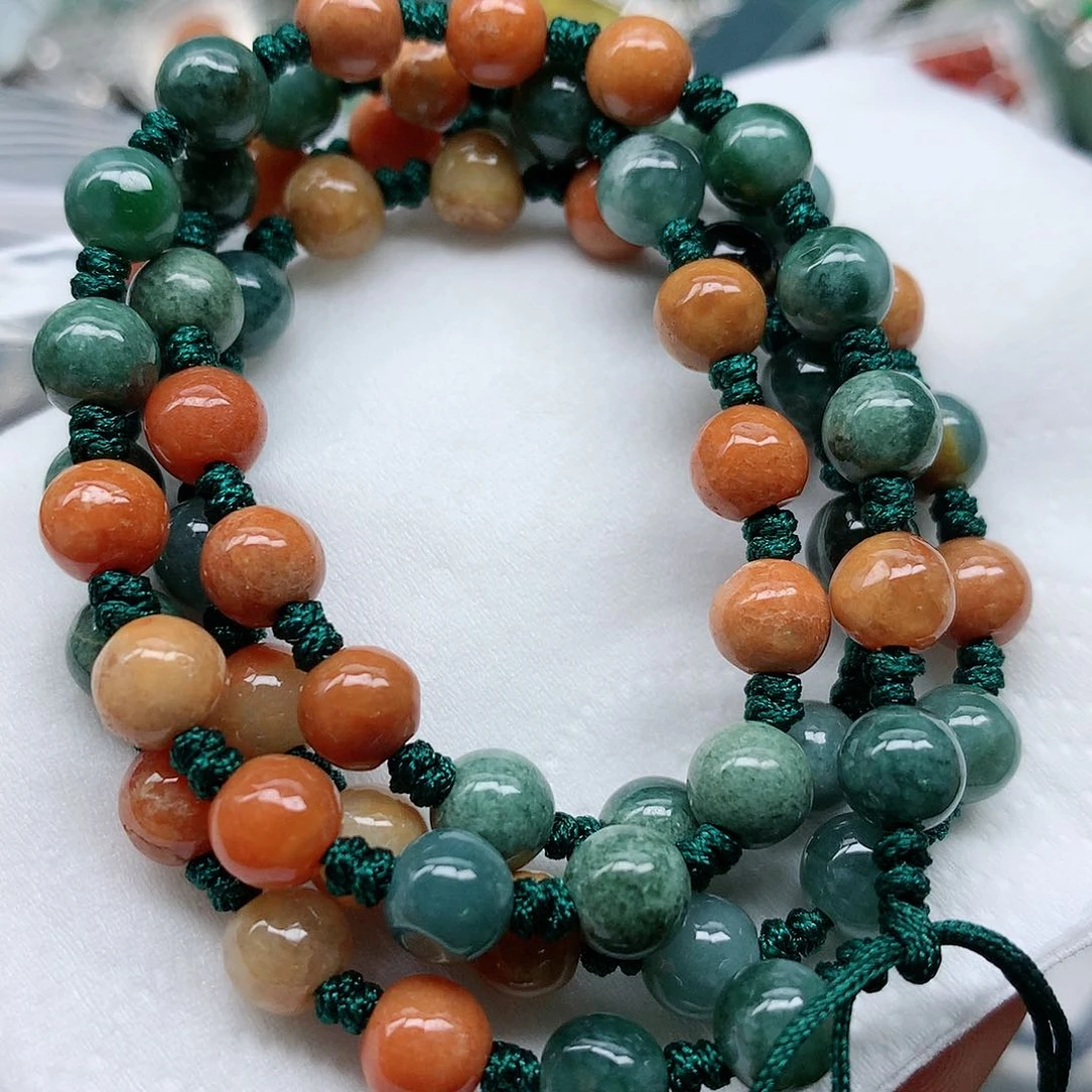 翡翠颈饰未镶嵌手串