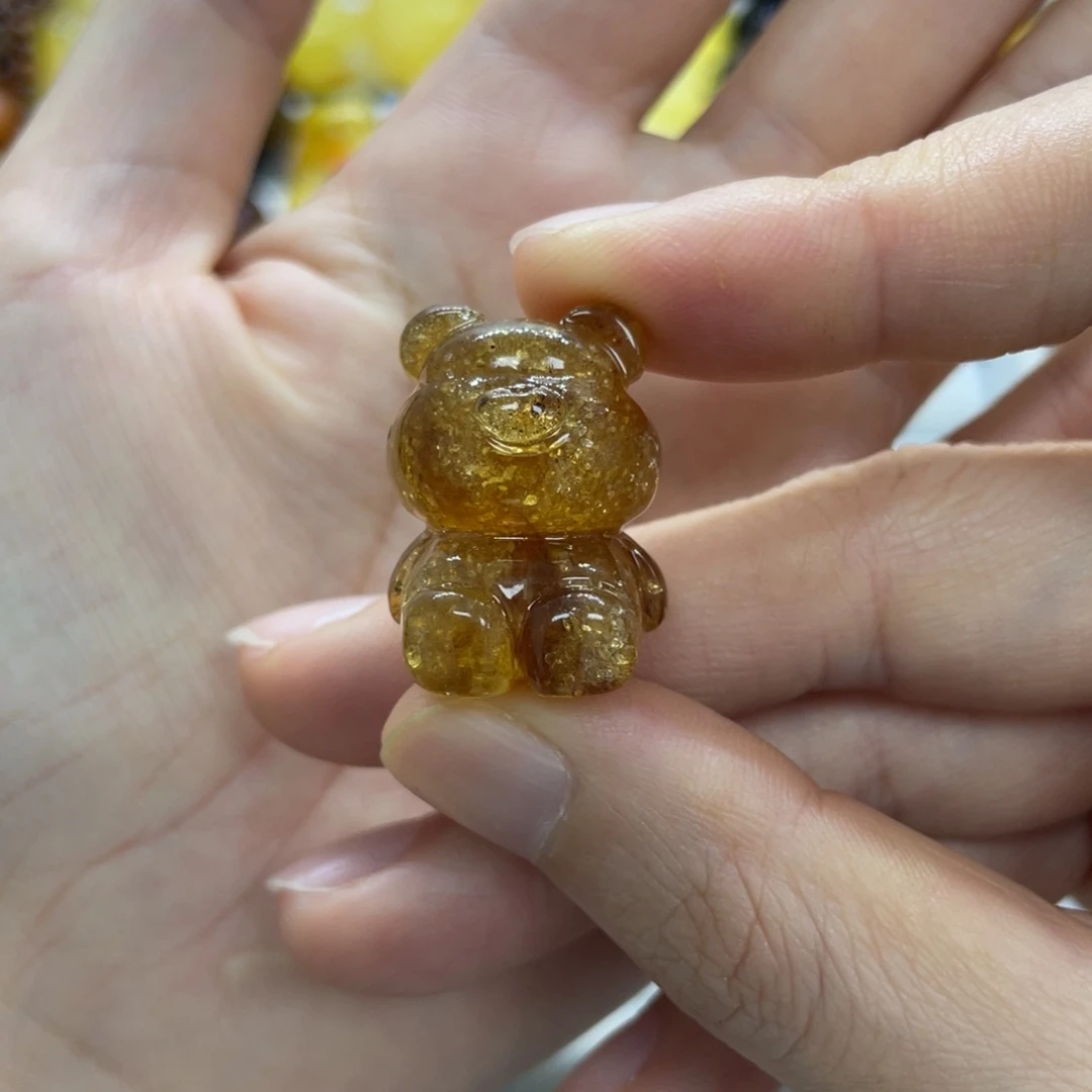 琥珀未镶嵌裸石天然琥珀 爆闪熊