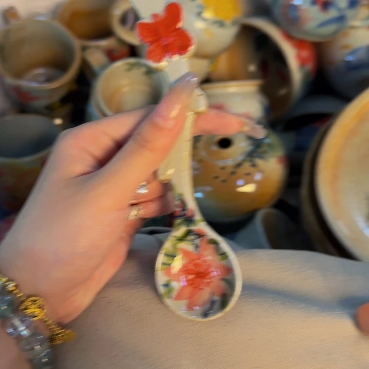 瓷片手工手绘细微不一样