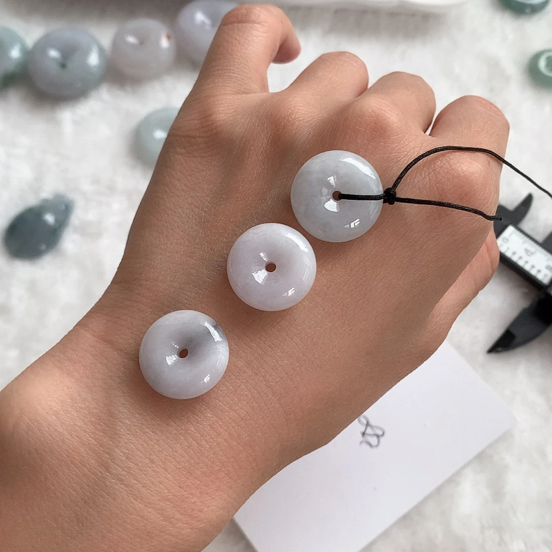 翡翠未镶嵌颈饰月**提平安扣