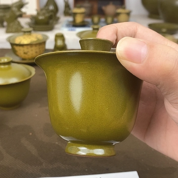 杯茶叶末马蹄盖碗茶叶末