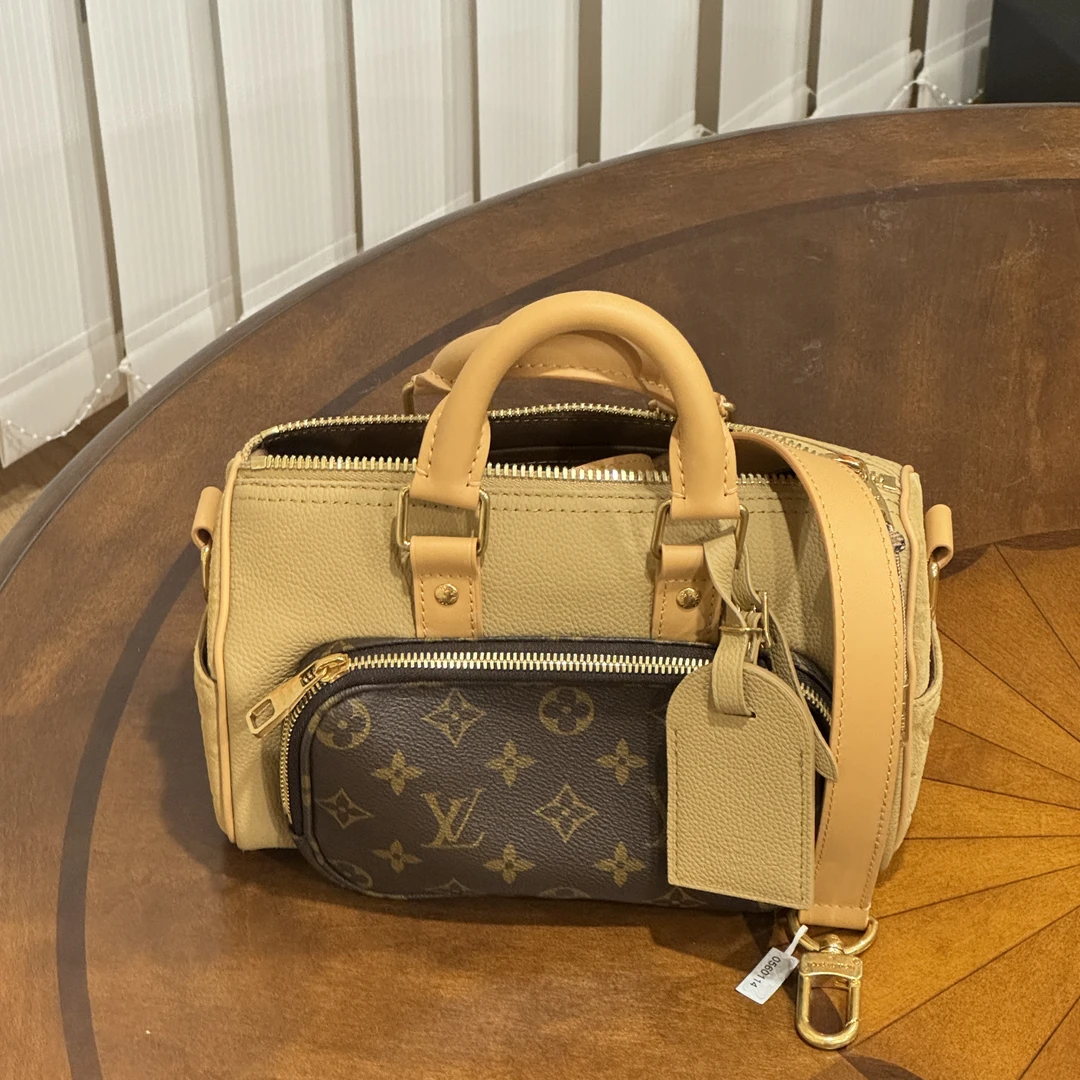 95新 LouisVuitton/路易威登 chillvTg /斜挎包