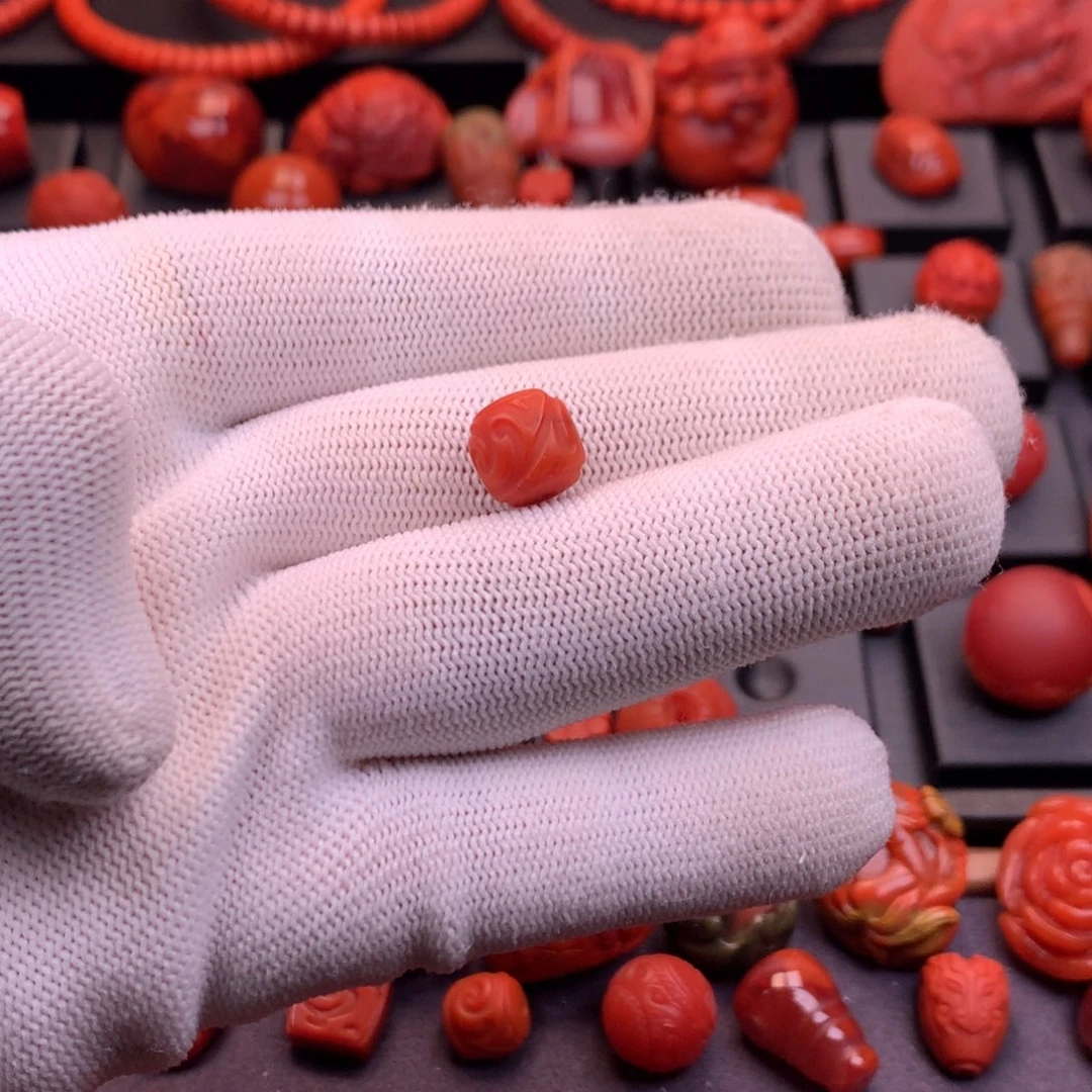 南红玛瑙未镶嵌南红精工雕刻博古文老型10mm