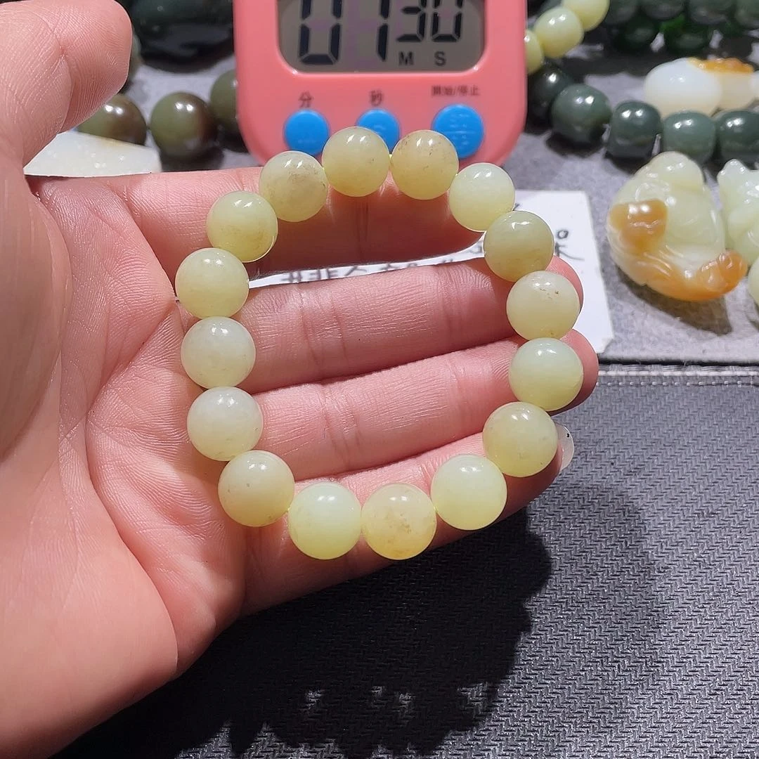 用***3和田玉（糖玉）未镶嵌手链