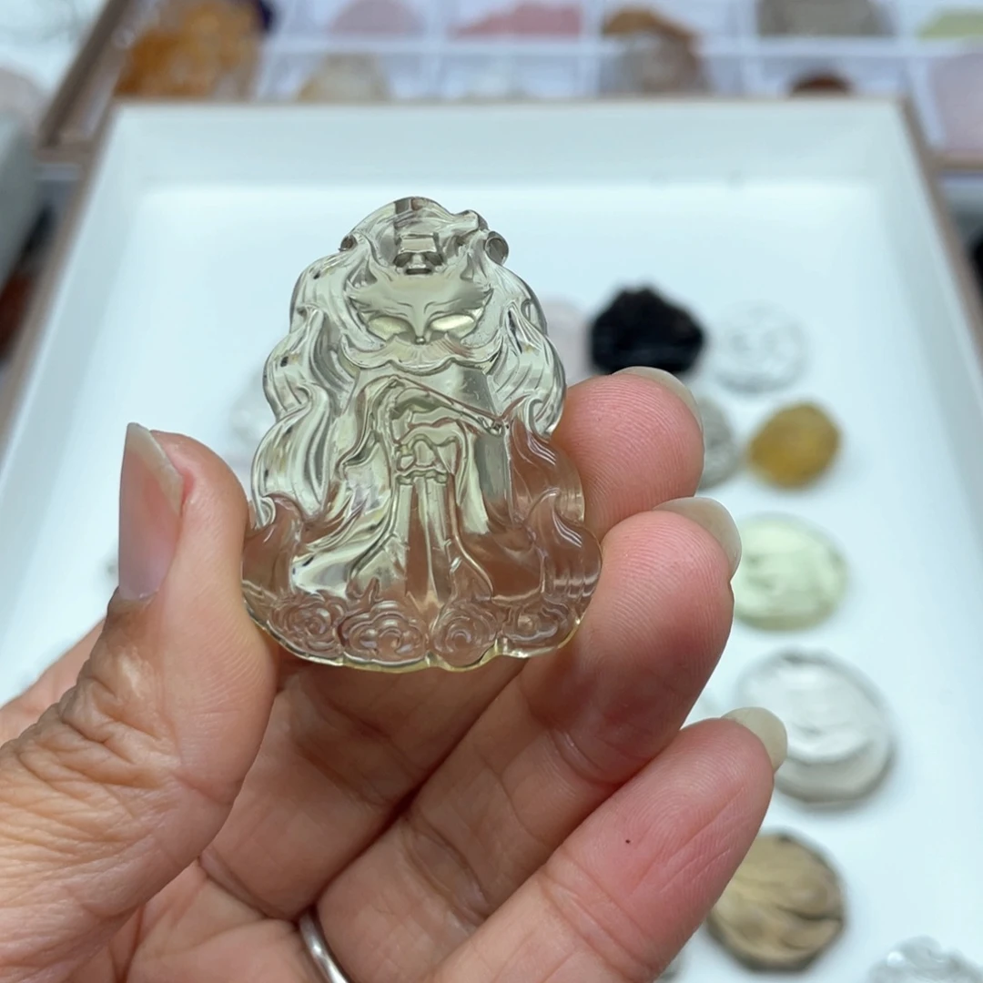 水晶吊坠(不含链)未镶嵌发*窝