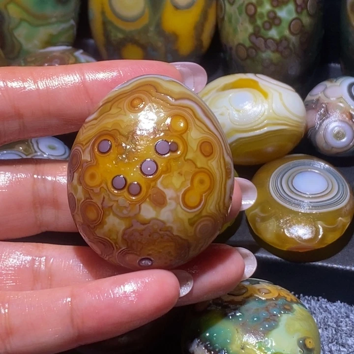 玛瑙/玉髓未镶嵌珠宝奇石74