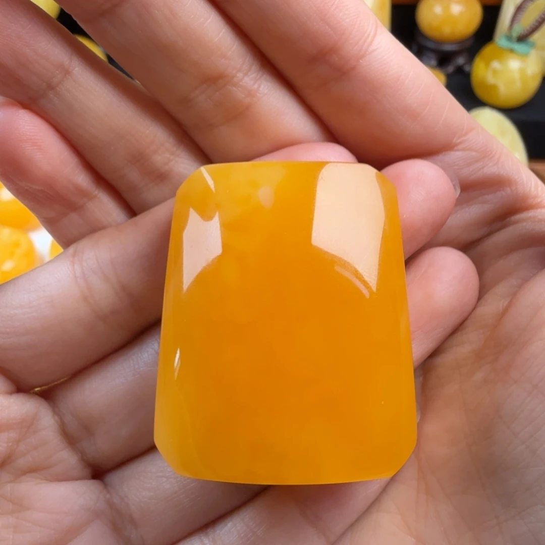 琥珀未镶嵌颈饰纯天然琥珀蜜蜡无优化