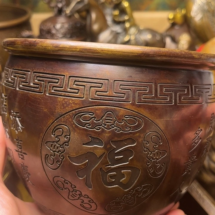 精美铜器批发档口