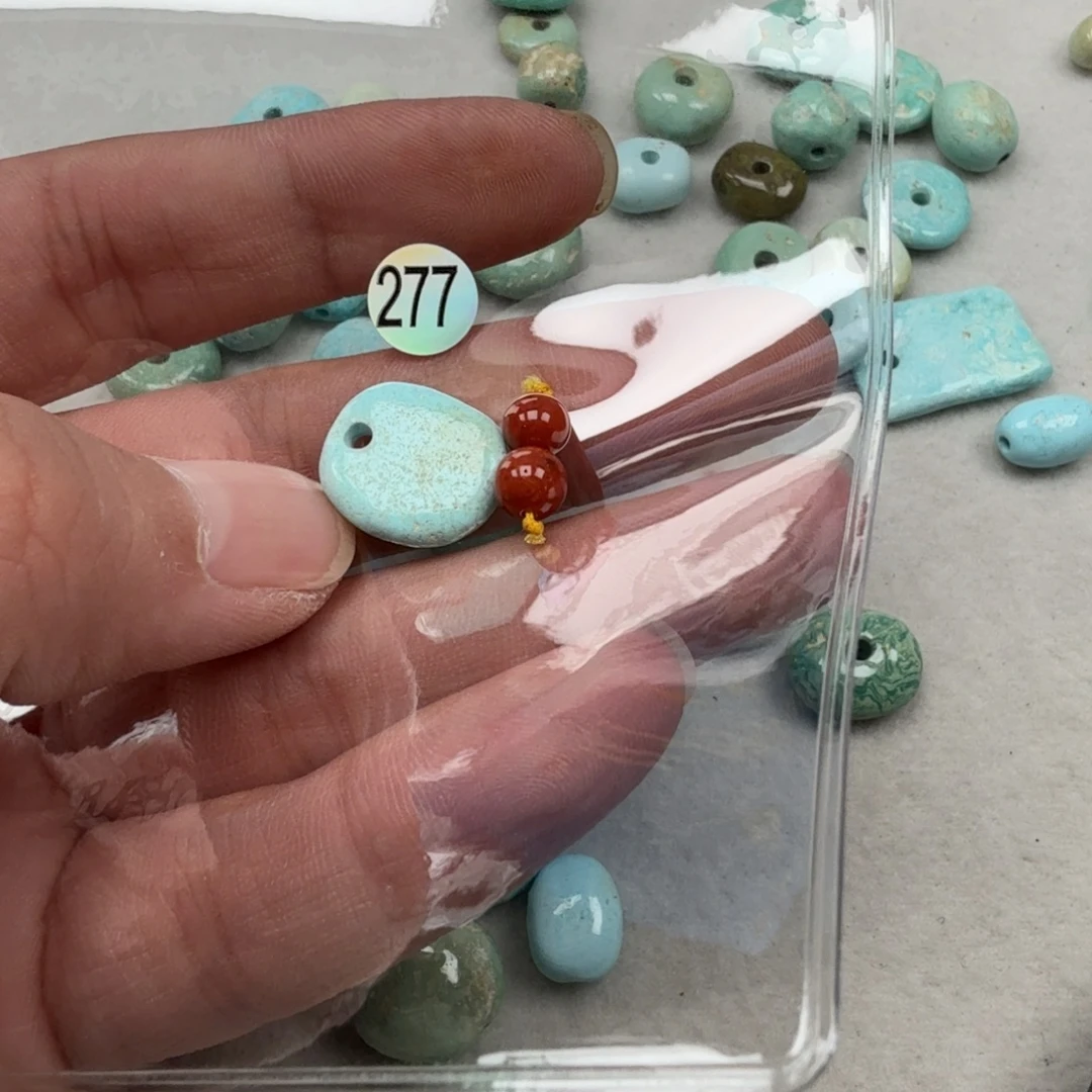 南红玛瑙未镶嵌珠宝奇石