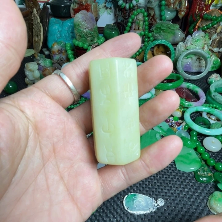 吊坠滴血莲花菩提
