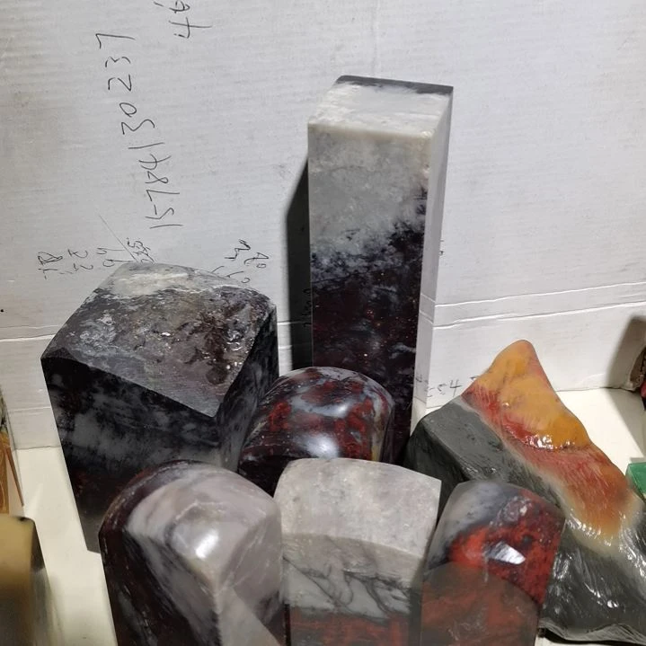 脑***嘞青田石青田石鸡血