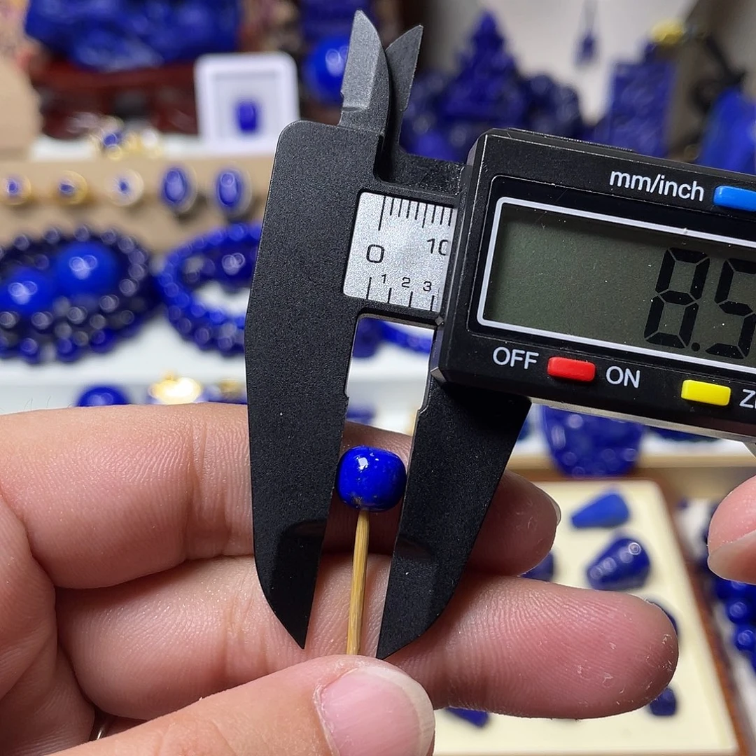 王****青金石未镶嵌精品8mm老型单珠