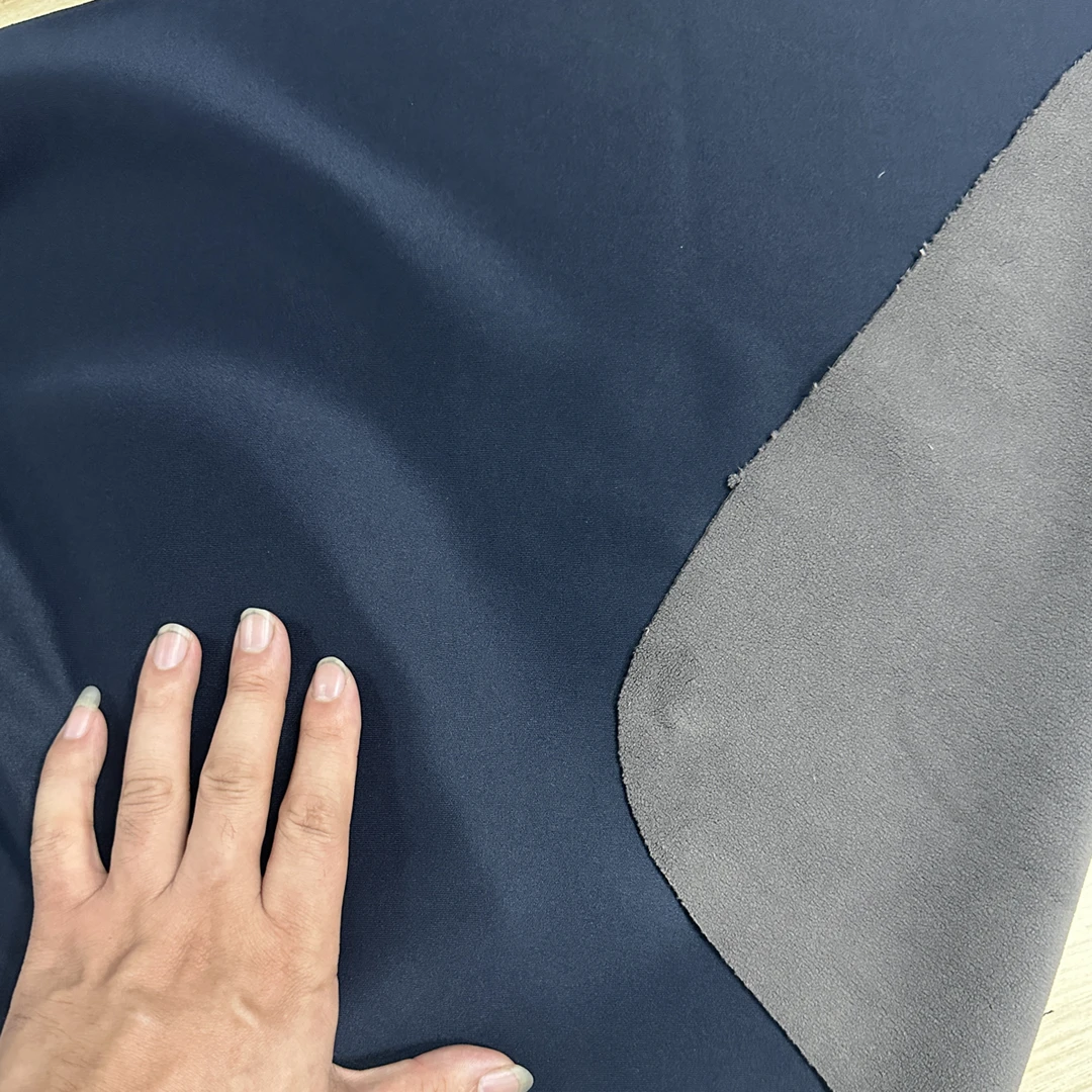 加绒加厚校服蓝裤子面料，