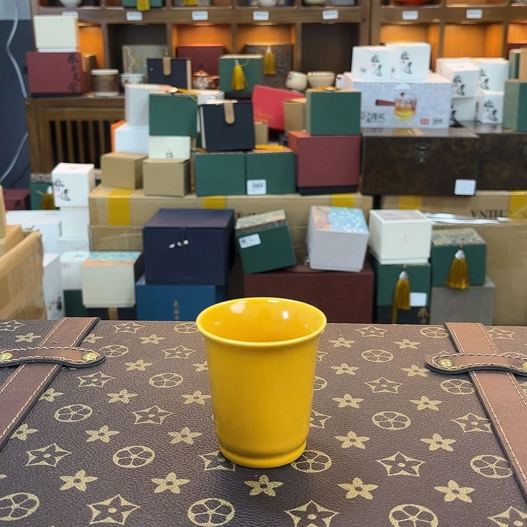 杯子哈哈哈哈哈哈啊哈哈