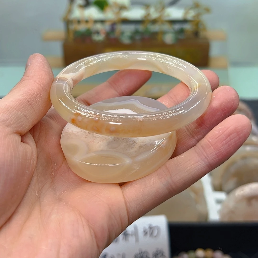 玛瑙/玉髓手镯未镶嵌