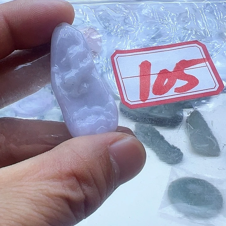 翡翠颈饰未镶嵌天然缅甸翡翠吊坠