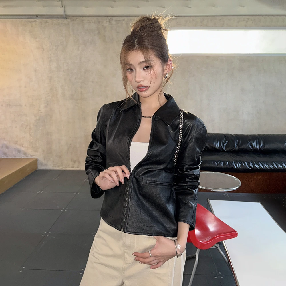 时尚又酷又飒的皮衣穿搭短款正肩显瘦皮夹克外套拉链PU机车上衣女