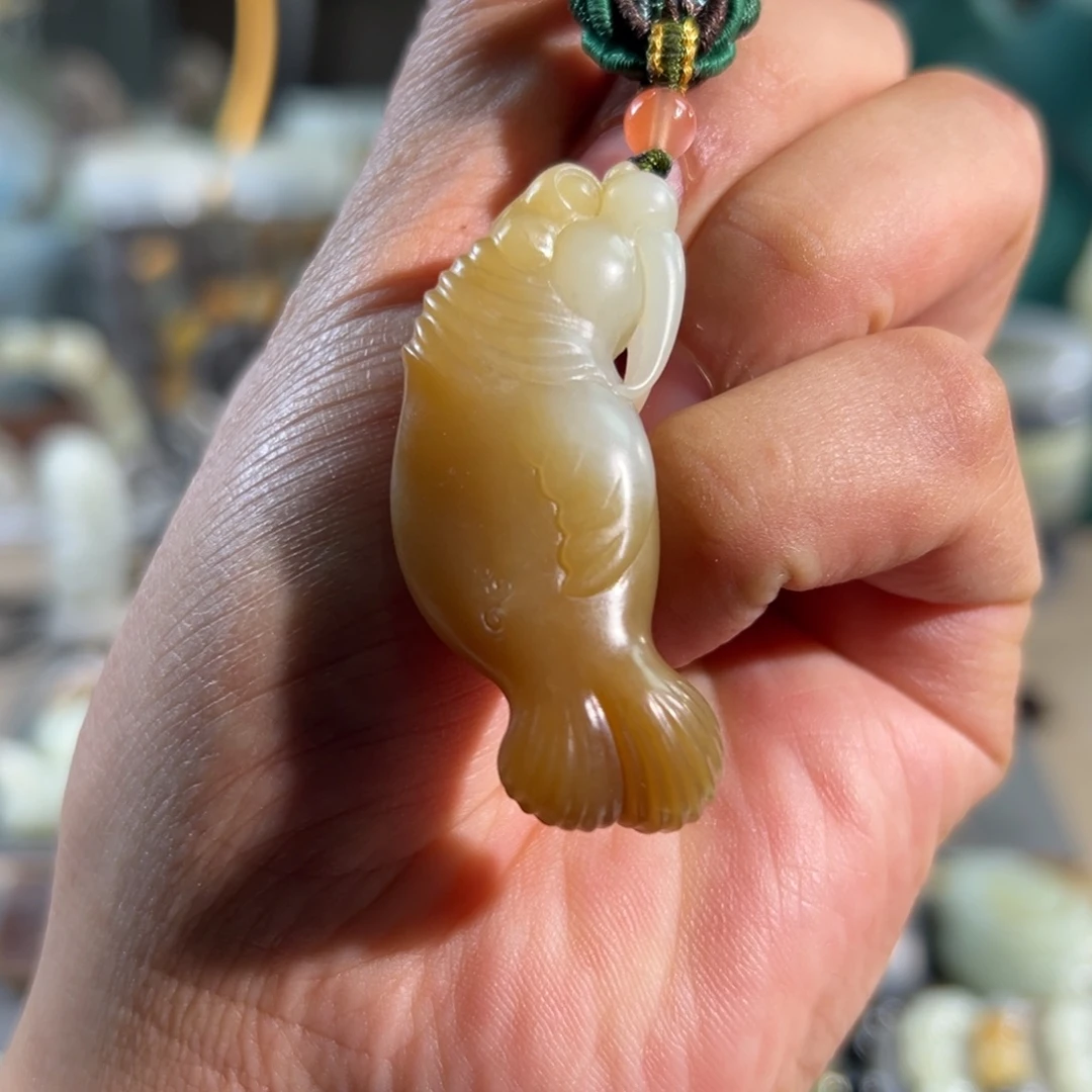 和田玉未镶嵌颈饰且未料