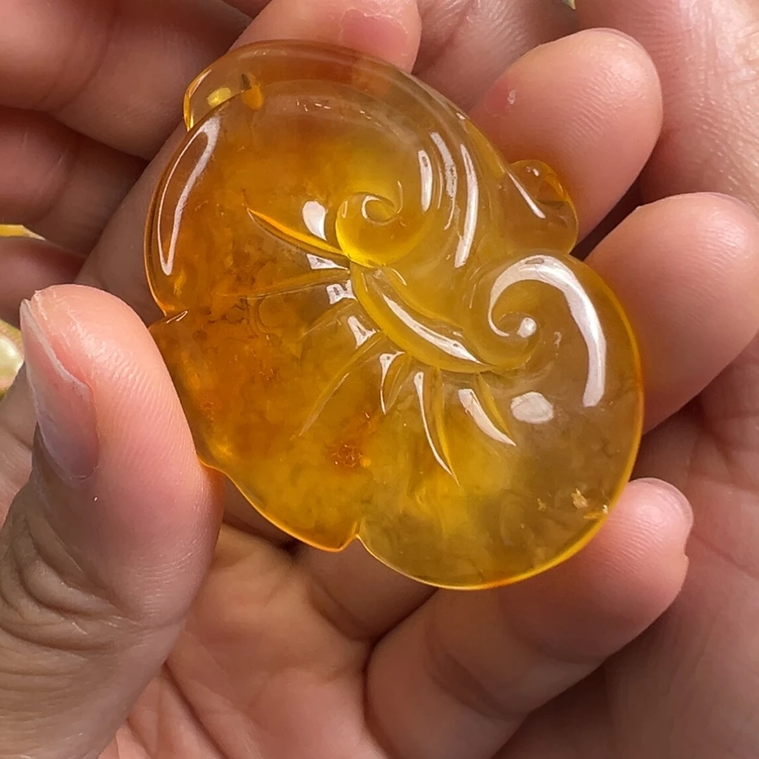 琥珀未镶嵌裸石琥珀