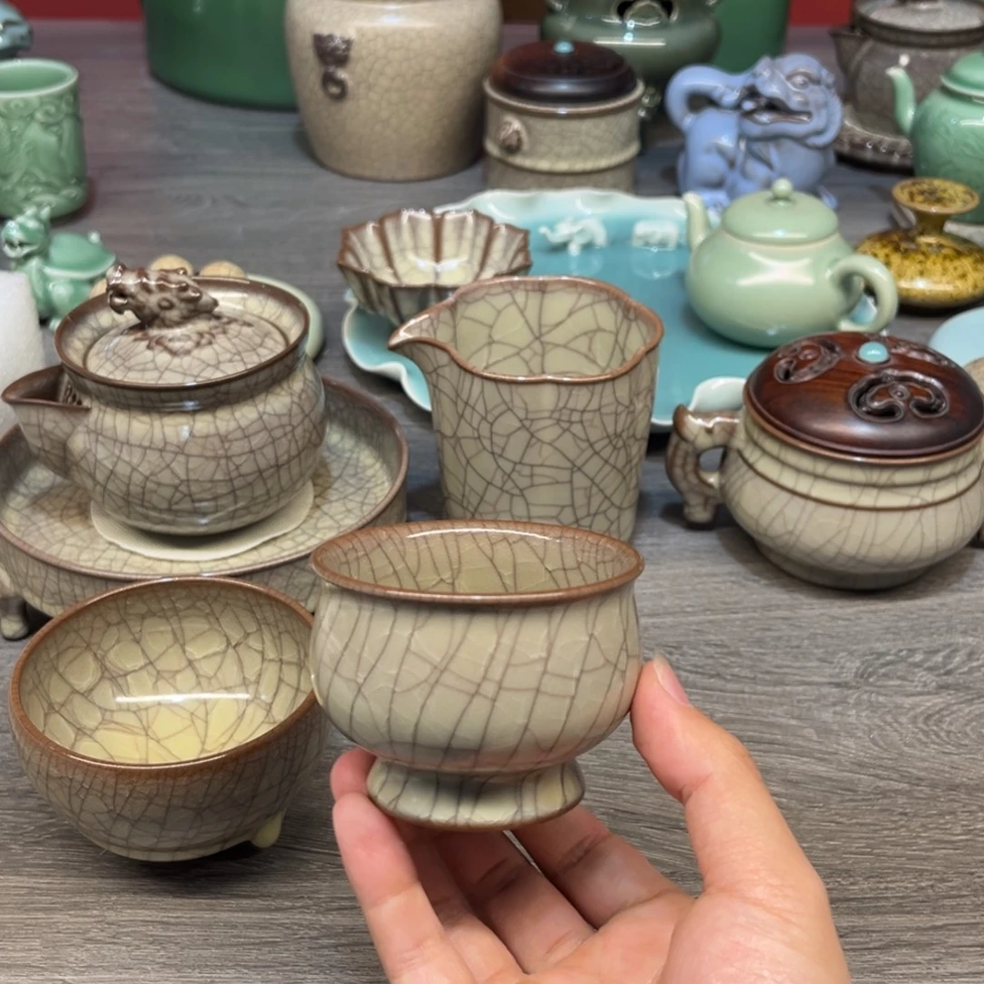 陈卫星  传世哥窑