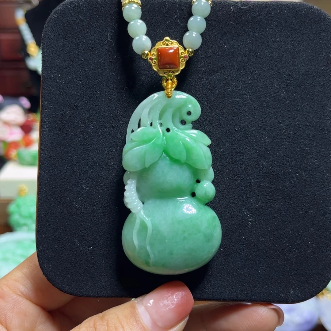 翡翠未镶嵌颈饰天然翡翠
