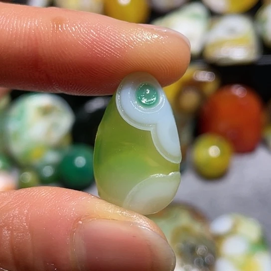 【闪购商品】玛瑙珠宝奇石未镶嵌包**奶