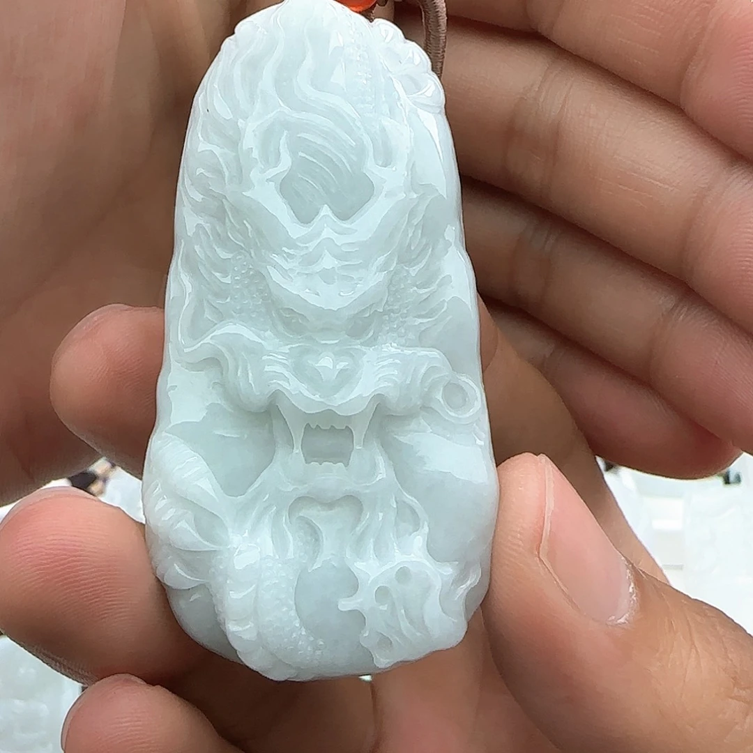 翡翠颈饰未镶嵌疯*翡翠