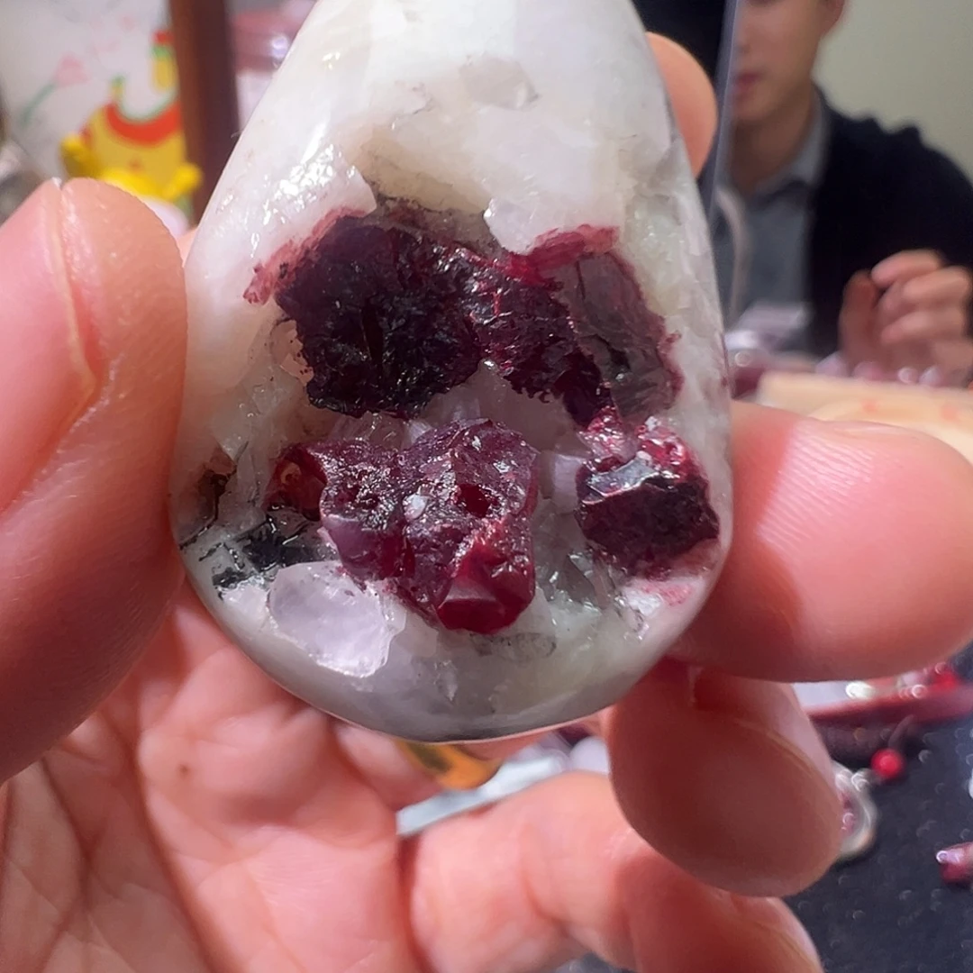 天然辰砂聚宝盆吊坠