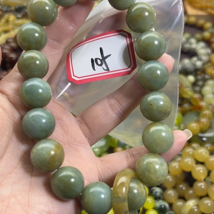 未镶嵌蛇纹石玉手链