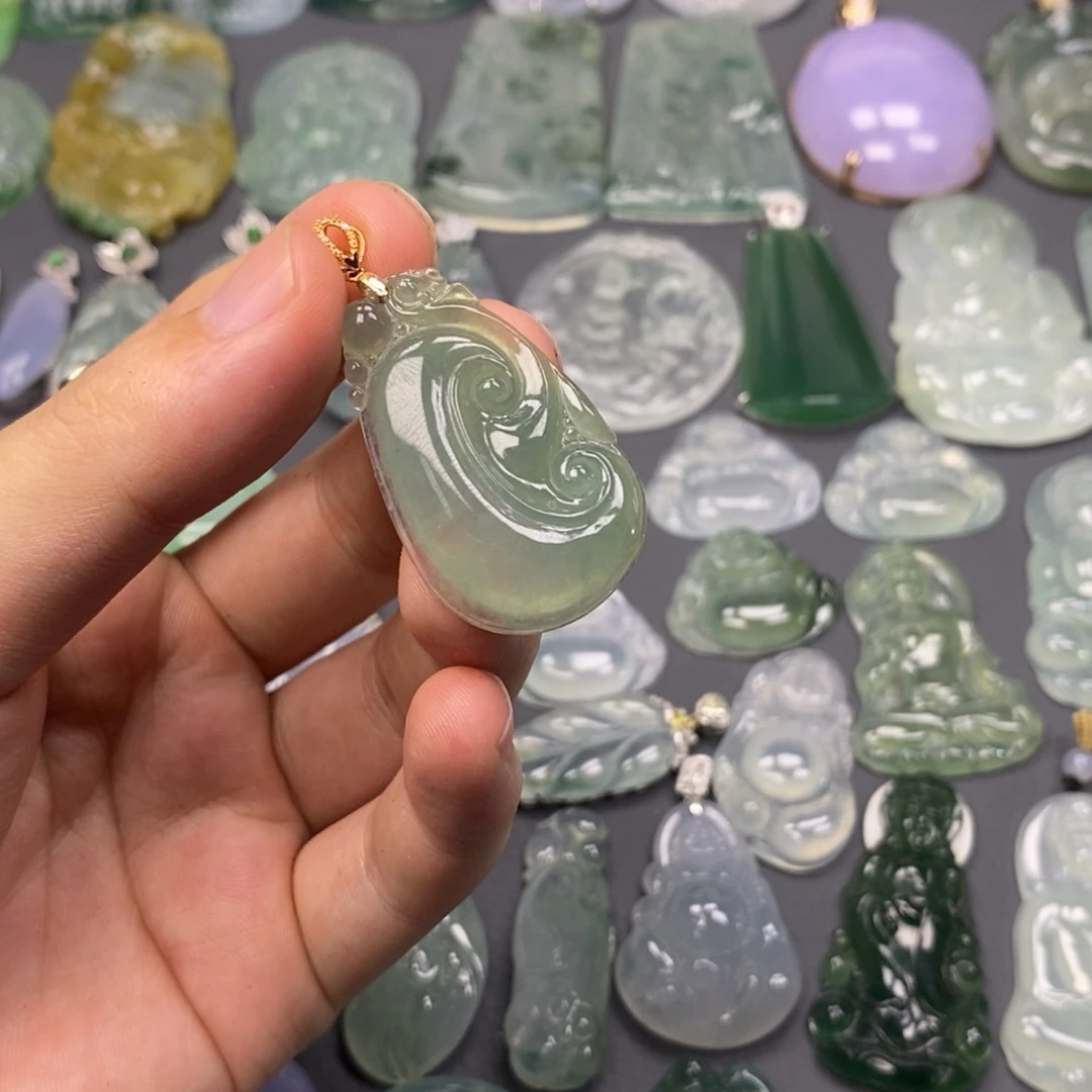 翡翠未镶嵌吊坠(不含链)如意