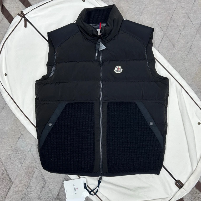 未使用 MONCLER 134497 秋冬新款 拼接羽绒马甲 尺码3码