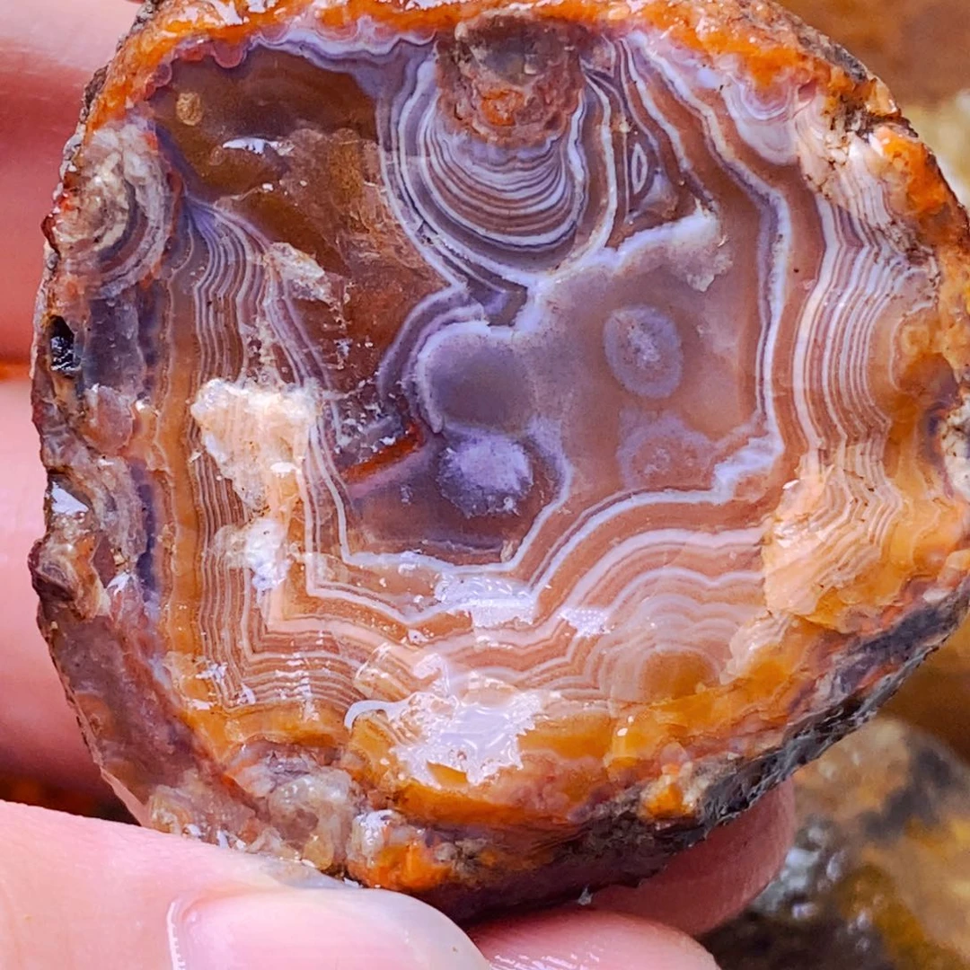 定制玛瑙向***?定制战国红玛瑙