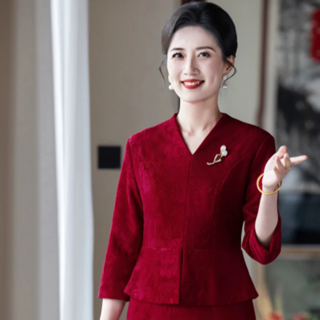 妈妈喜服婚宴礼服2025新款高贵年轻款喜婆婆礼服大气新中式小个子